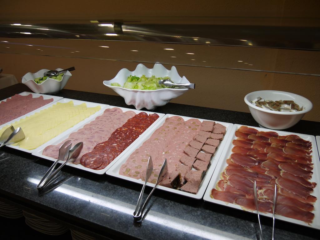 阿斯托利亚公园酒店 滨海略雷特 外观 照片